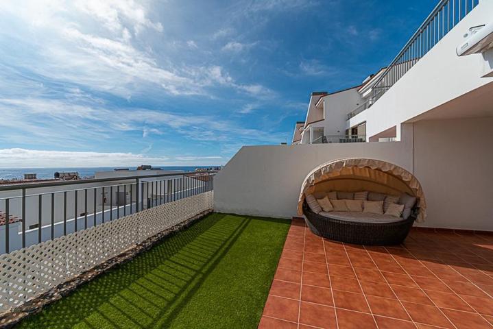Piso en venta en Costa Adeje de 221 m2 photo 0