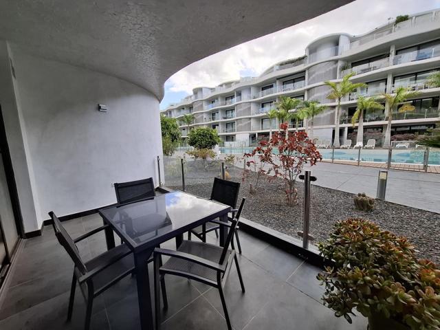 Piso en venta en Palm Mar de 92 m2 photo 0