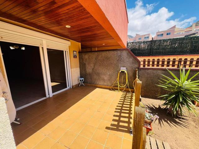 Piso en venta en Costa Adeje de 74 m2 photo 0
