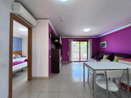 Piso en venta en Las Américas de 50 m2 photo 0