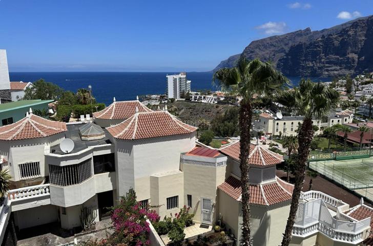 Piso en venta en Acantilado de Los Gigantes de 110 m2 photo 0