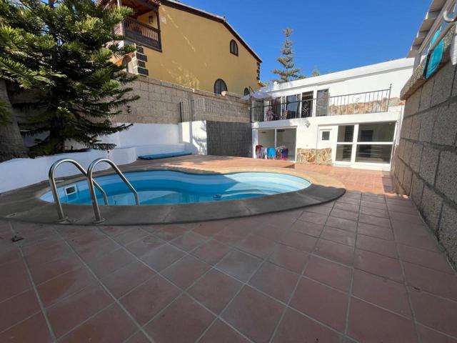 Casa - Chalet en venta en Chayofa de 250 m2 photo 0
