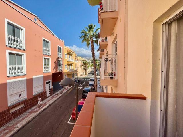 Piso en venta en Playa San Juan de 86 m2 photo 0