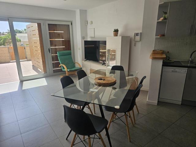 Dúplex en venta en El Médano de 106 m2 photo 0