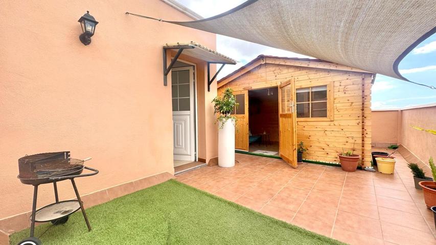 Casa - Chalet en venta en Adeje de 210 m2 photo 0