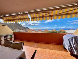 Piso en venta en Costa Adeje de 94 m2 photo 0