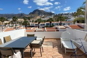 Piso en venta en Costa Adeje de 45 m2 photo 0