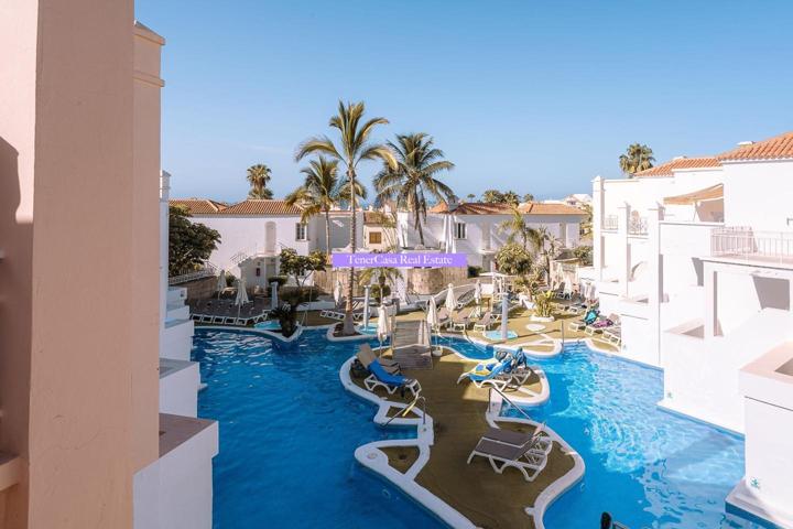 Piso en venta en Costa Adeje de 68 m2 photo 0