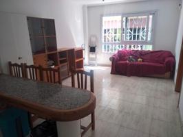 Piso en venta en Los Cristianos de 87 m2 photo 0