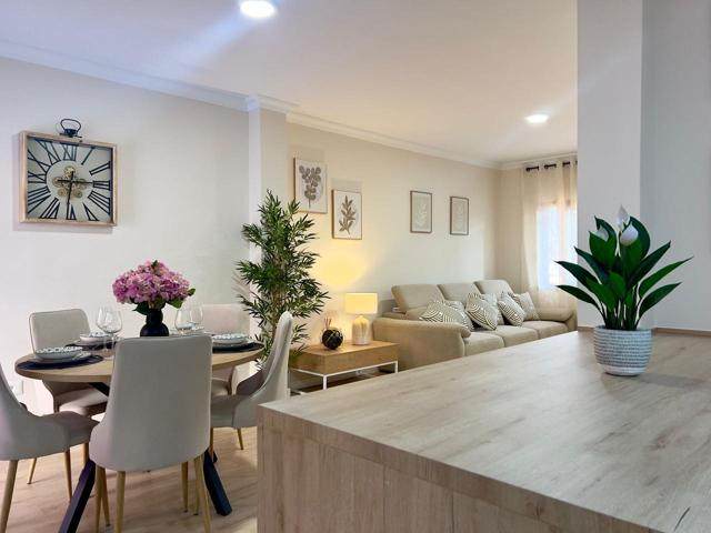 Casa - Chalet en venta en Adeje de 240 m2 photo 0