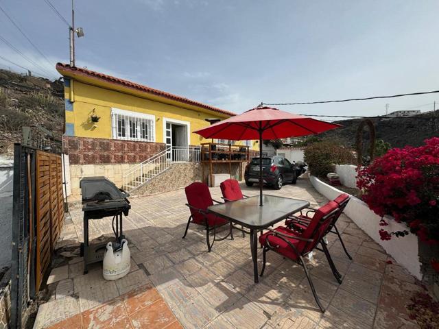 Casa - Chalet en venta en Tijoco Bajo de 117 m2 photo 0