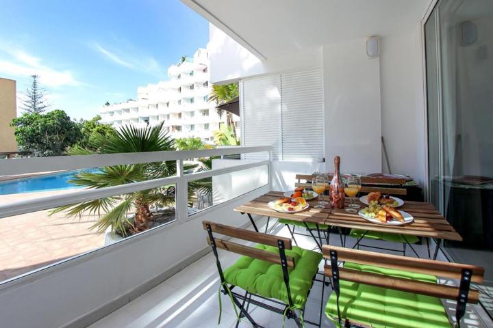 Piso en venta en Costa Adeje de 42 m2 photo 0