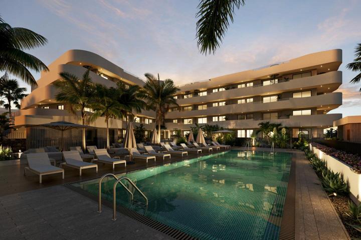 Piso en venta en El Médano de 78 m2 photo 0