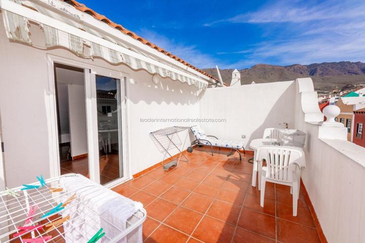 Chalet Adosado en venta Adeje photo 0