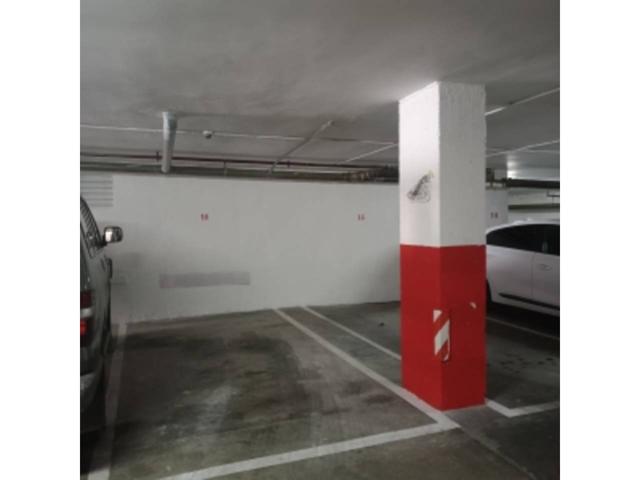 Garaje en venta en María Auxiliadora-Barriada de Llera photo 0