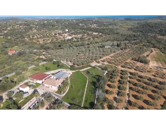 Cervera del Maestre, Se vende increíble chalet   construido el año 2006    en una parcela   de 16.737 m2 photo 0