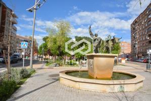 ¿Te vienes al centro a vivir?... ¡Tenemos este piso para tí! photo 0
