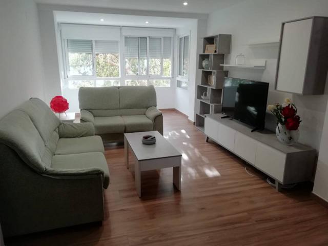Piso en alquiler en zona Reina Victoria photo 0