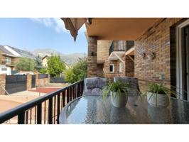 Chalet adosado en venta en Mataelpino photo 0