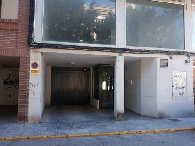 Garaje en venta en Almansa photo 0