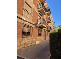 Piso en venta en Almansa photo 0