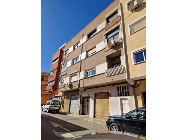 Piso en venta en Almansa photo 0