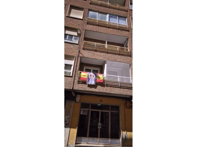 Piso en venta en Almansa photo 0