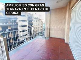 Piso en venta en Calle Barcelona photo 0