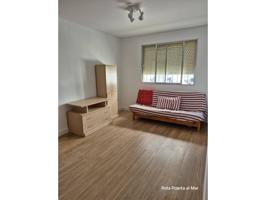 Venta de un piso en Rota photo 0