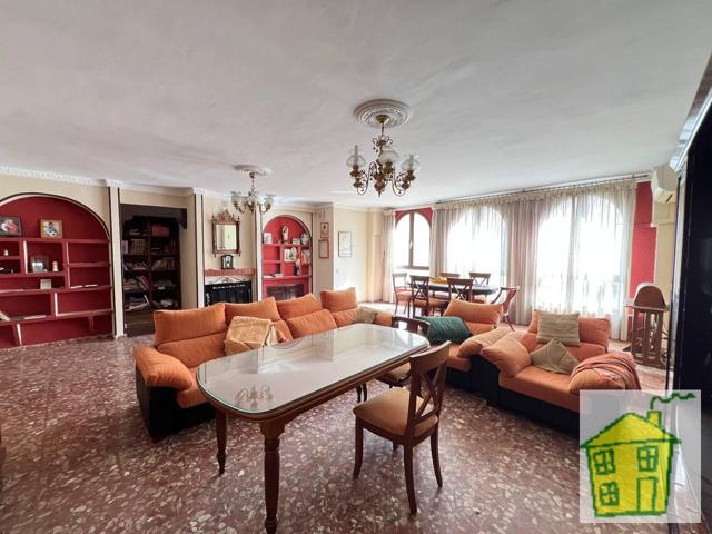 Piso En venta en Andújar photo 0