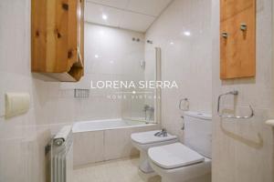 Triplex en venta en el corazón de Gavà photo 0