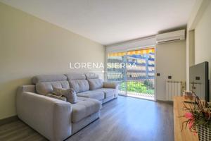 ¡Tu nuevo hogar en Viladecans te está esperando! 🏡✨ photo 0