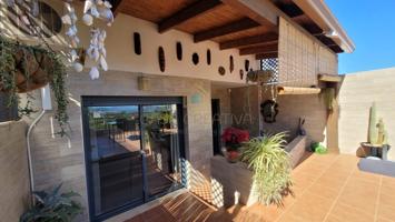 Adosada en Venta en Torrella Valencia photo 0