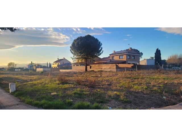 Terreno Urbanizable En venta en Fuente El Saz De Jarama photo 0