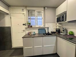 Inmueble de espacio abierto sin cédula de habitabilidad, pero actualmente es un piso precioso para vivir, ubicado en la photo 0