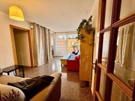 **Àtic en Venda - Espai, Comoditat i Vistes Inigualables** photo 0