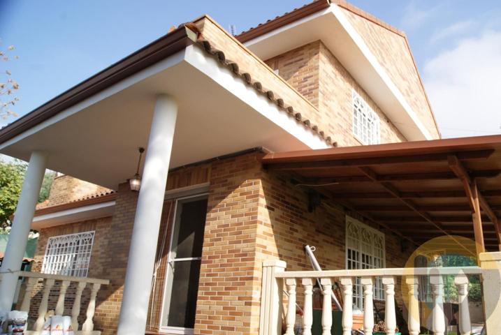 Casa - Chalet en venta en Paracuellos de Jarama de 216 m2 photo 0