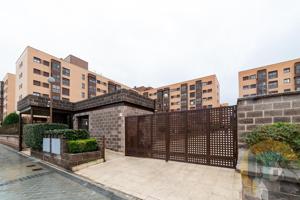 Piso en venta en Madrid de 93 m2 photo 0
