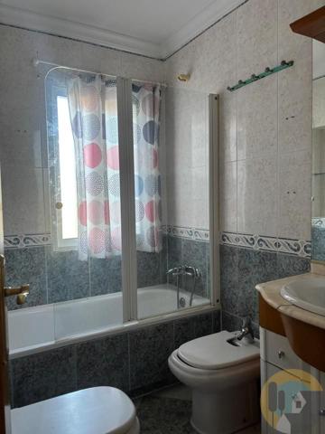 Piso en venta en Coslada de 81 m2 photo 0