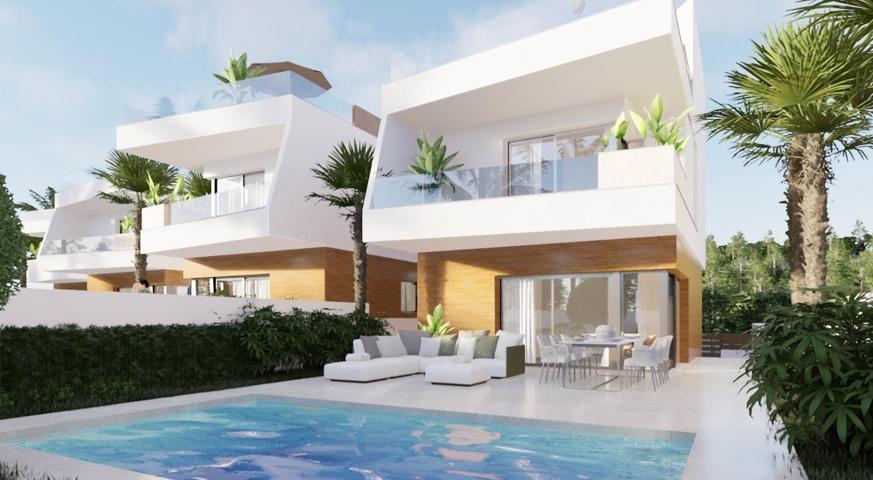 SE VENDE LUJOSO CHALET TIPO VILLA EN LO ROMERO GOLF PILAR DE LA HORADADA photo 0
