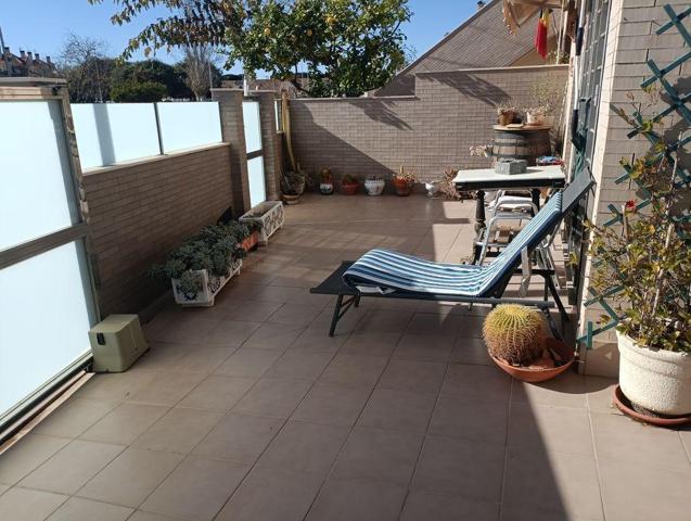 SE VENDE CHALET ESQUINA EN TORRE DE LA HORADADA photo 0