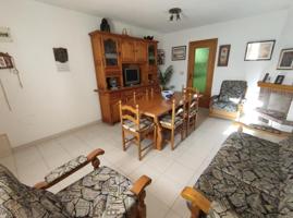 SE VENDE CASA EN PRIMERA PLANTA Y MUY CERCA DE LA PLAYA DE LAS HIGUERICAS , TORRE DE LA HORADADA photo 0