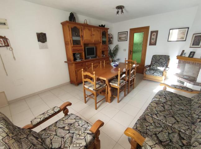 SE VENDE CASA EN PRIMERA PLANTA Y MUY CERCA DE LA PLAYA DE LAS HIGUERICAS , TORRE DE LA HORADADA photo 0