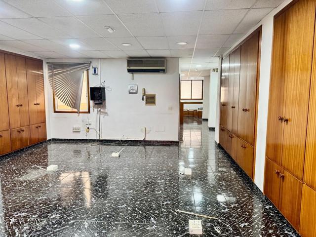 PISO EN VENTA EN CALLE IMELDO SERIS photo 0