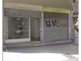 Se alquila pequeño local de unos 25 metros en el Bº de las fuentes por 250€ más gastos e impuestos photo 0