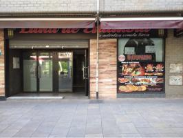 Local en venta o alquiler de 170 metros en el edificio Los Arcos instalado como Bar-Cafetería photo 0