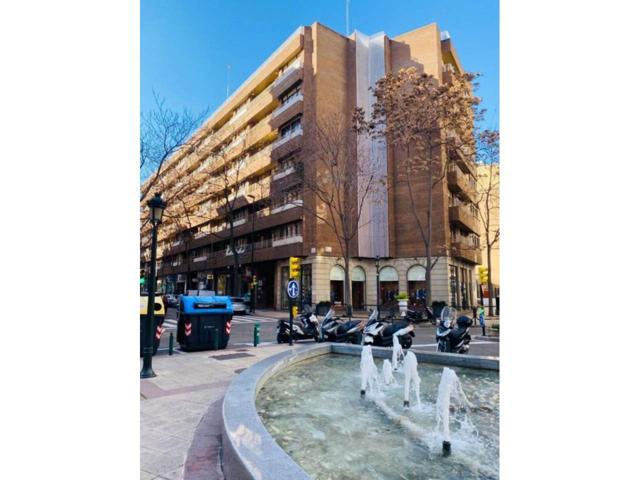 Apartamento exclusivo en la zona centro reformado, en el centro comercial y financiero de la ciudad photo 0