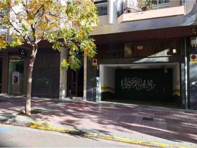 Garaje en alquiler en Centro photo 0