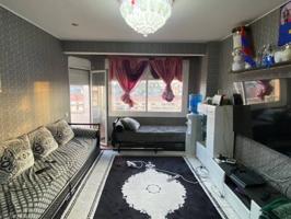 Venta de piso en Canovelles photo 0