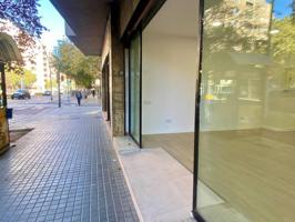 Alquiler de local comercial en Avenida Sant Esteve photo 0